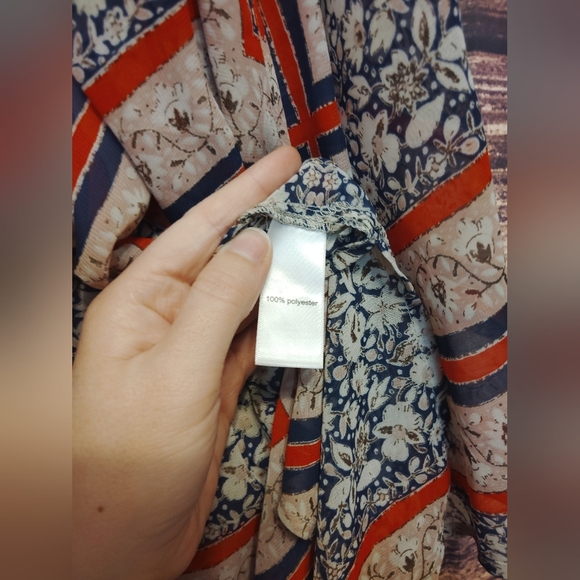 Maurices Floral Kimono Cardigan with Red Accents Size Large/XL - Picture 3 of 5